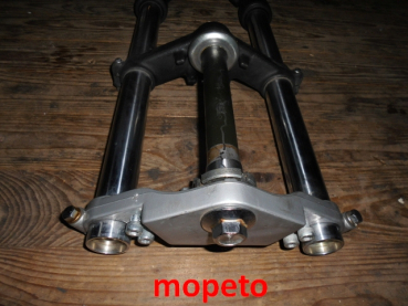 Preview: 1503 Kawasaki EX500A Gabel Gabelbrücke komplett