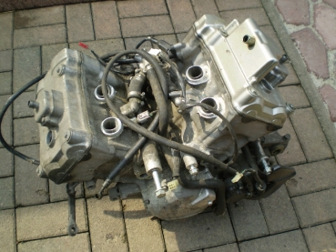 1102 VFR 800 RC46 Motor, Getriebe, Kupplung, Zündung, (ohne Wasserpumpe)