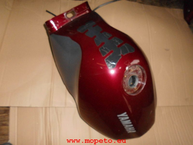 Yamaha XJ900 4KM Tank