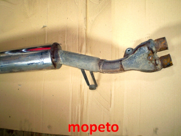 Honda NT650V Deauville RC47 Auspuff