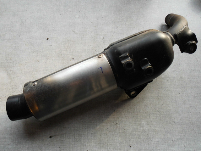 1504 Suzuki DR 650 SP43B Auspuff links