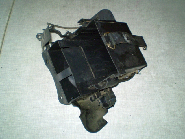 Honda CBR 1000 F Sc21 Batteriefach