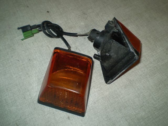 1128 GPX600R ZX600A Blinker hinten r + l
