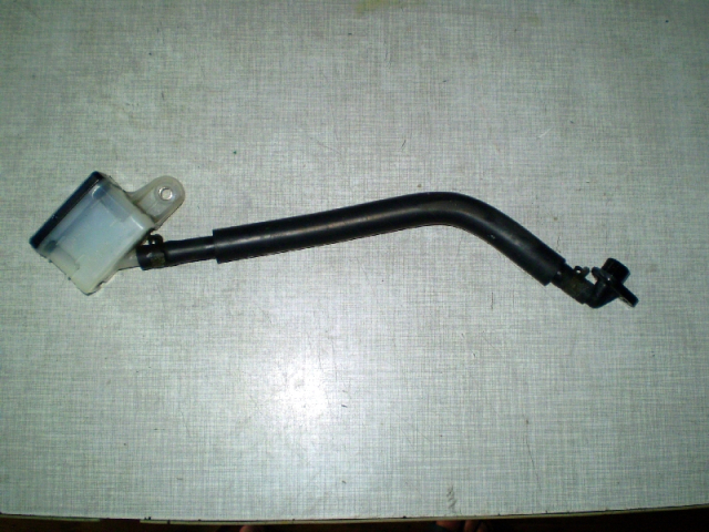 Fireblade CBR 1000 SC 57 Bremsbehaelter hinten + Leitung