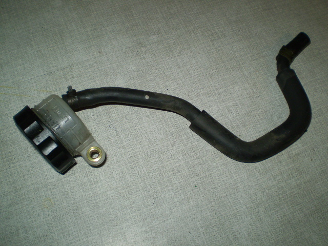 Hornet PC36 Bremsbehälter hinten + Leitung