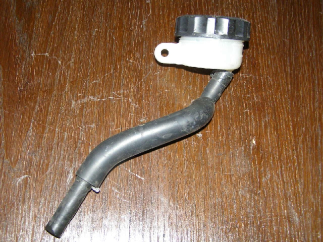 Honda CBR600F Sport PC35 Bremsflüssigkeitsbehälter hinten