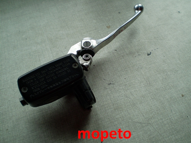 1301 Honda VFR800 RC46 Bremspumpe Halterung Bremshebel