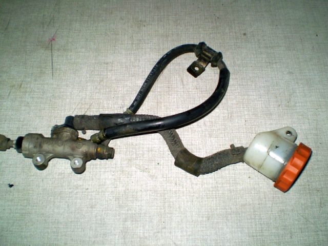 Honda CBR 1000 F Sc21 Bremspumpe hinten Behaelter