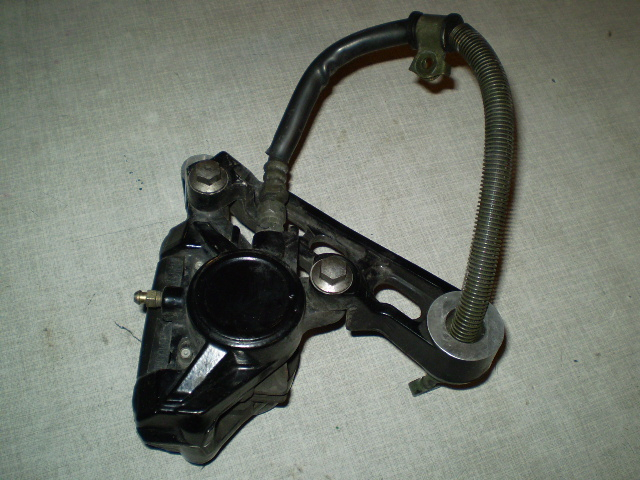 1127 YZF600R 4TV Bremssattel hinten