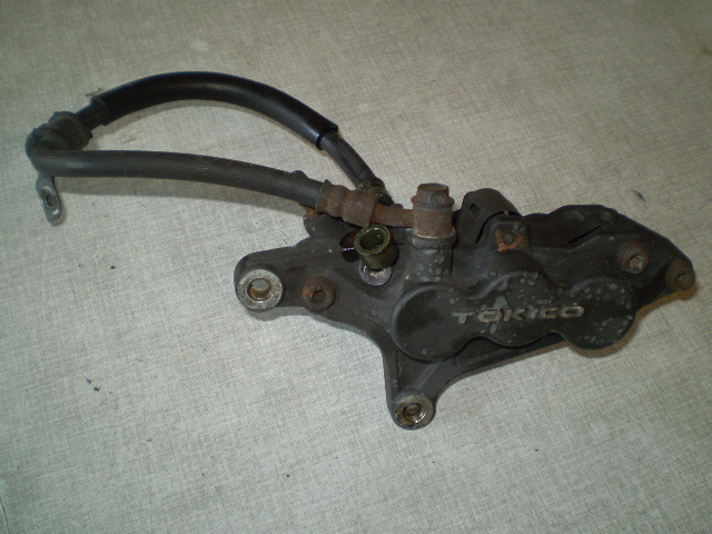 1205 GSF1200 Bandit WVA9 Bremssattel vorne links
