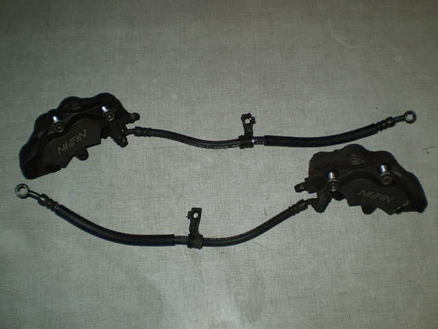 Honda CB1000F SC30 Bremssattel vorne r + l