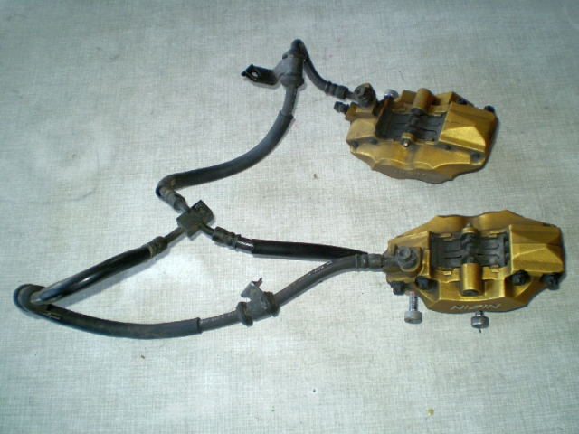 Honda VTR1000F SC36 Bremssattel vorne r + l + Leitungen