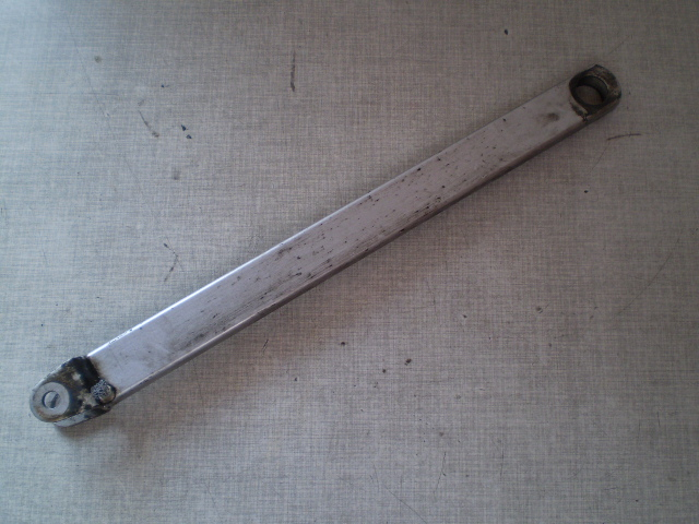 Honda CBR 1000 F SC21 Bremssattelhalter hinten