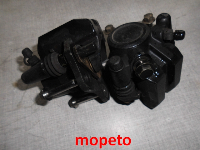 1503 Kawasaki EX500A Bremssattel vorne rechts und links