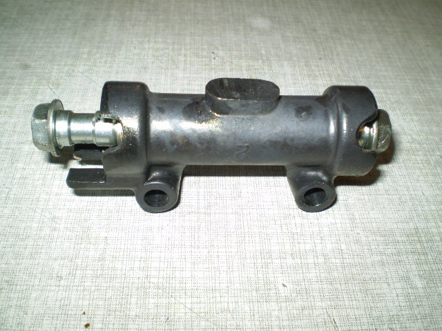 Kawasaki ZZR600 ZX600D Bremsverteiler vorne