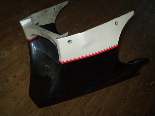 1128 GPX600R ZX600A Bugverkleidung