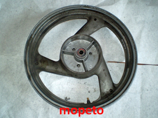 1501 Yamaha FZR 600 3RG Felge hinten 18 x 3.50