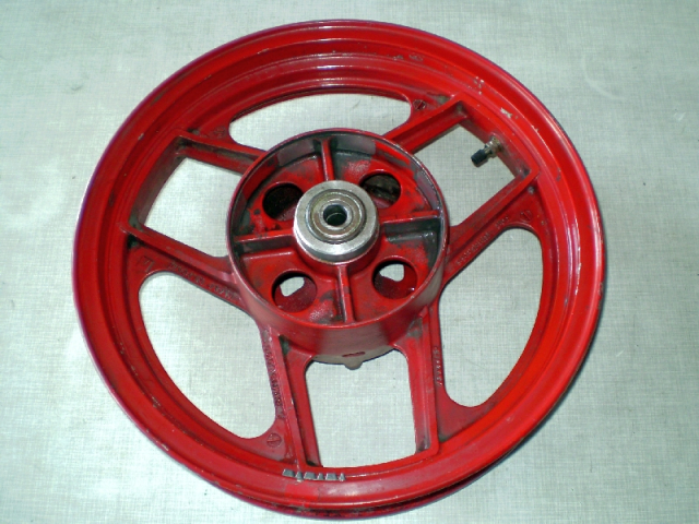 1109 GPX600R ZX600A Felge hinten