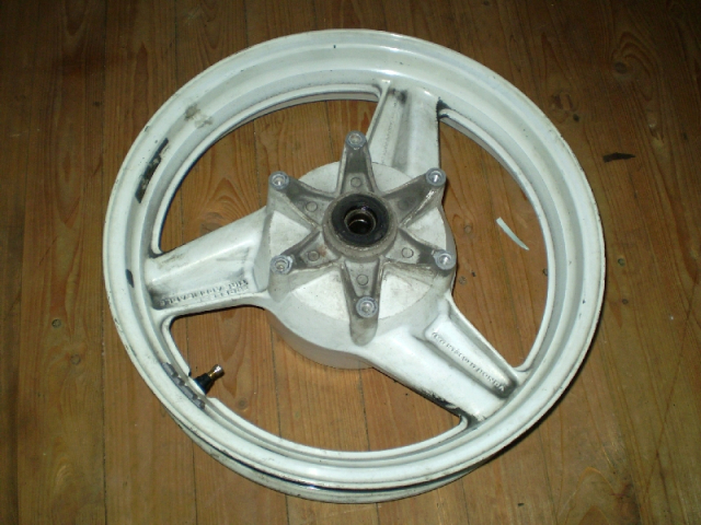 Honda CBR 1000 F Sc21 Felge hinten