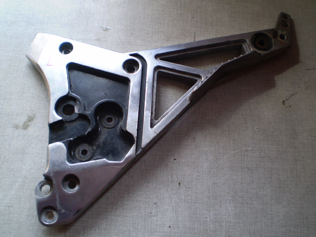 Yamaha FJ1200 1XJ Fußrastehalteplatte links