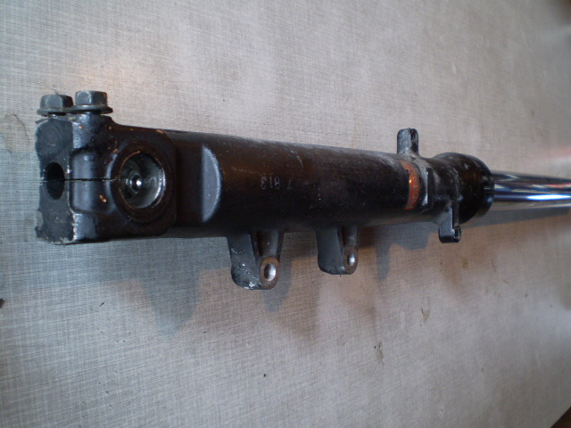 Honda CBR 1000 F Sc21 Gabelholm Standrohr Tauchrohr rechts