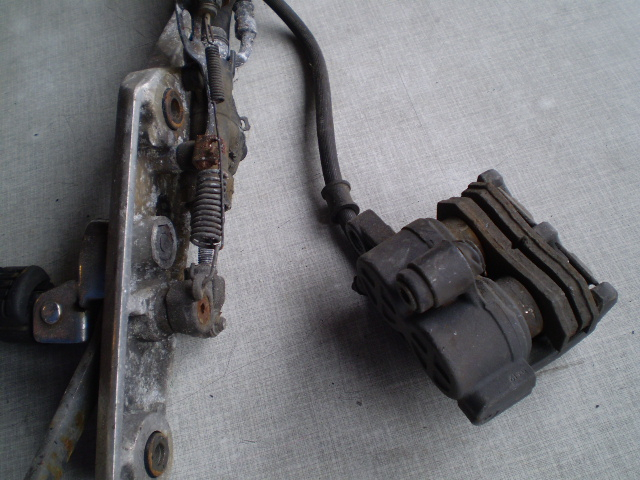 Honda CBX750F RC17 Halteplatte Bremshebel Bremspumpe Bremssattel