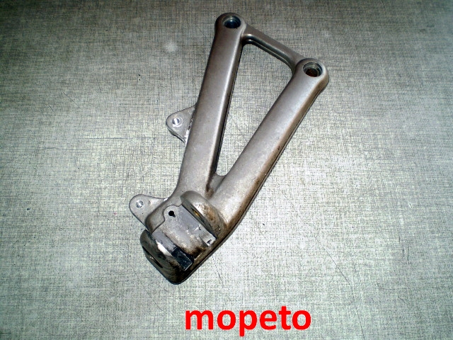 Ducati ST4 S2 Halteplatte Fußraste vorne rechts