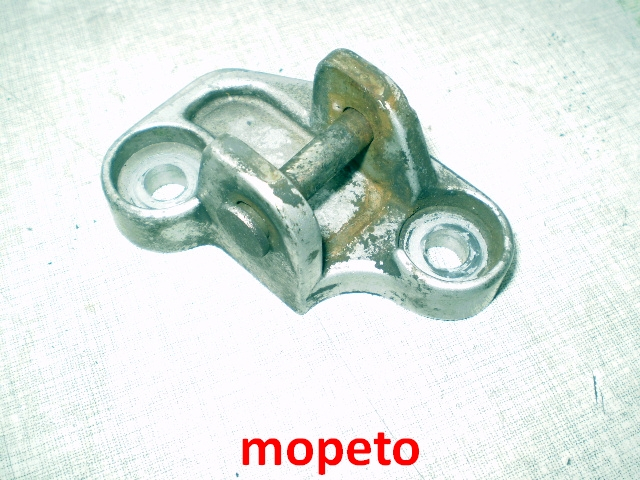 1403 Kawasaki GPZ500S EX500A Halterung Fußraste vorne links