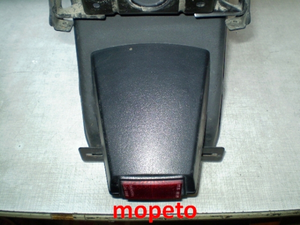 1309 GSX600F GN72B Heckinnenverkleidung / KZ-Träger