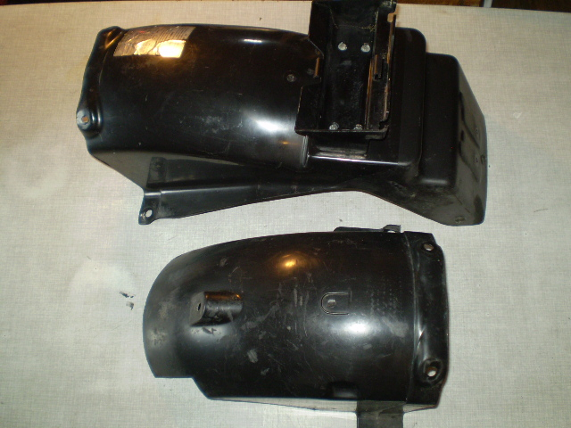 1206 GSX 1100F GV72C Heckinnenverkleidung Heckunterverkleidung