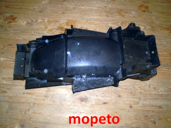 1132 Fazer 600 RJ02 Heckinnenverkleidung Kennzeichenträger