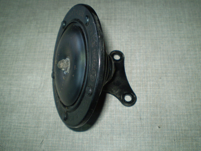 1128 GPX600R ZX600A Hupe inkl. Halterung