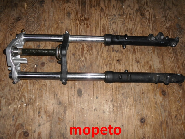 1503 Kawasaki EX500A Gabel Gabelbrücke komplett