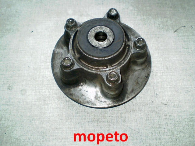 1309 GSX600F GN72B Kettenradaufnahme