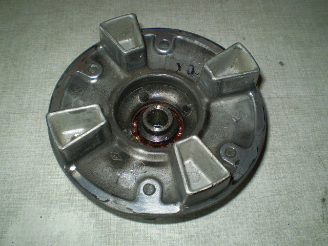 1128 GPX600R ZX600A Kettenradträger