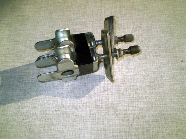 1106 GSX600F GN72B Kettenspanner r+l