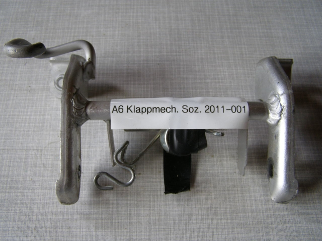 Fireblade SC 50 Klappmechanismus Soziussitz