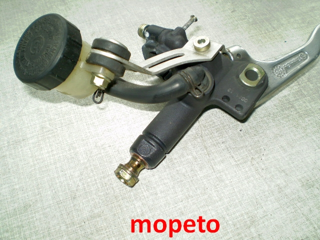 Ducati ST4 S2 Kupplungspumpe + Kupplungshebel + Halterung