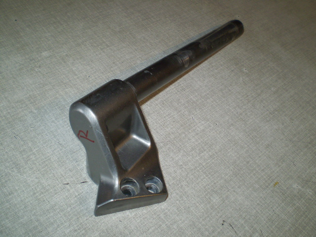 Kawasaki ZZR600 ZX600D Lenkerstummel rechts