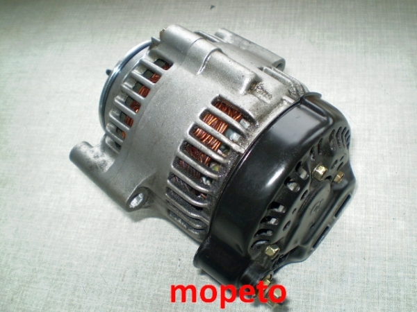 1303 Triumph Trophy 1200 T300E Lichtmaschine