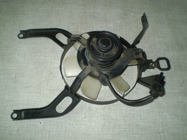 1128 GPX600R ZX600A Lüfter vom Wasserkühler