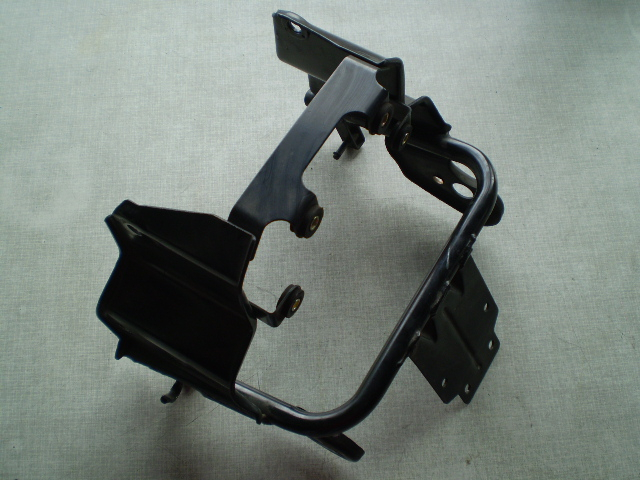 Suzuki GSX 1100F GV72C Rahmenteil Heck