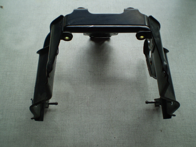 Suzuki GSX 1100F GV72C Rahmenteil Heck