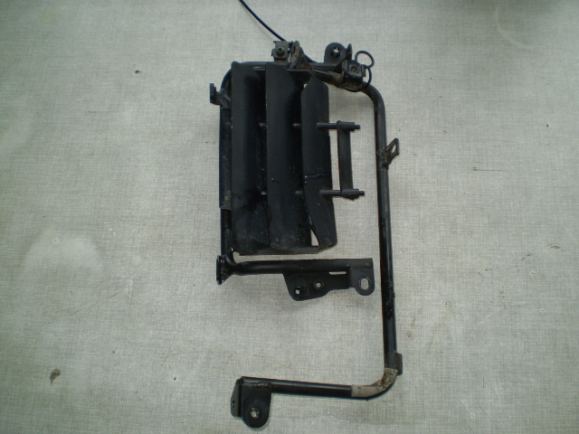 Yamaha DT125 RN 4BL Rahmenteil Wasserkühler Halterungen