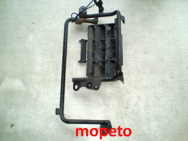 Yamaha DT125 RN 4BL Rahmenteil Wasserkühler Halterungen