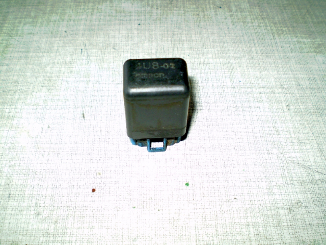 1116 XJ900 F 4BB Relais 4U8-02