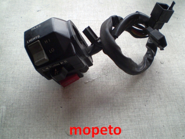 1501 Yamaha FZR 600 3RG Schaltereinheit links