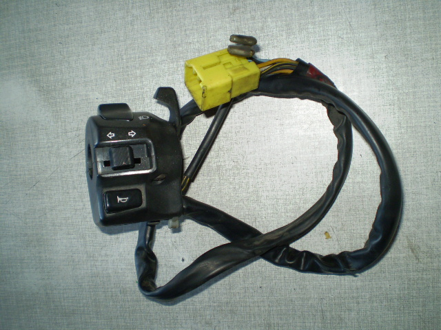 1205 GSF1200 Bandit WVA9 Schaltereinheit links