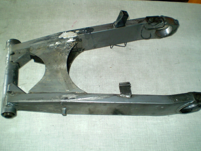 1115 ZZR1100 ZXT10C Schwinge