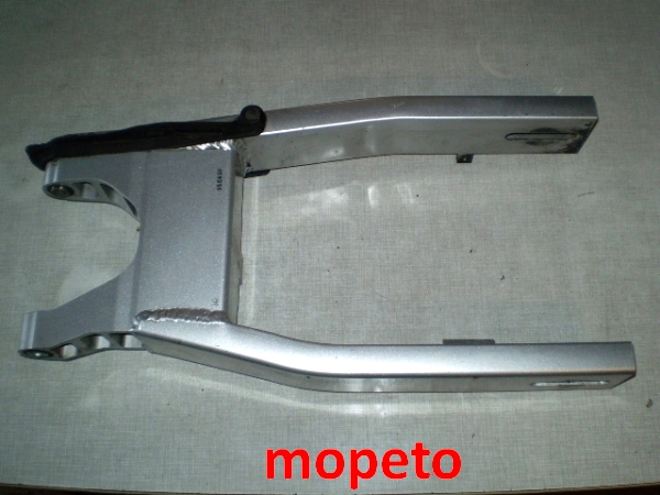 Hornet PC36 Schwinge